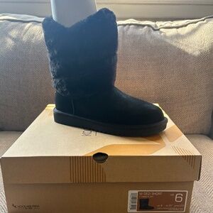 Koolaburra by UGG W Dezi Short Boot in Black